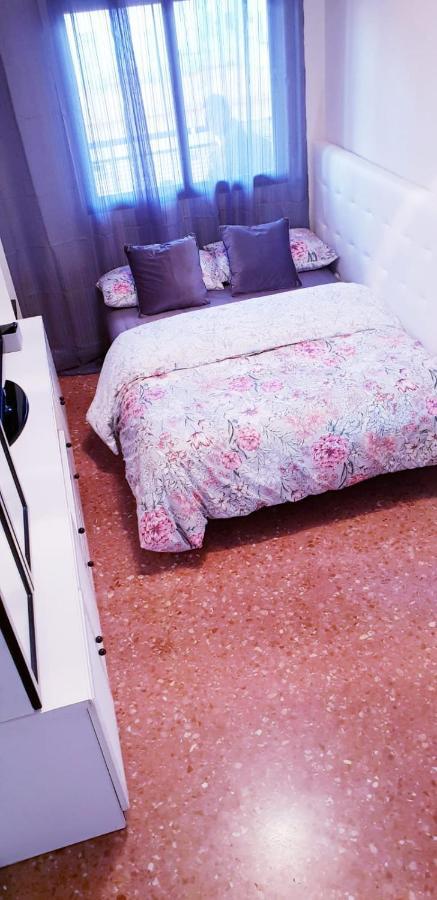 Habitacion Privada Valenza Esterno foto